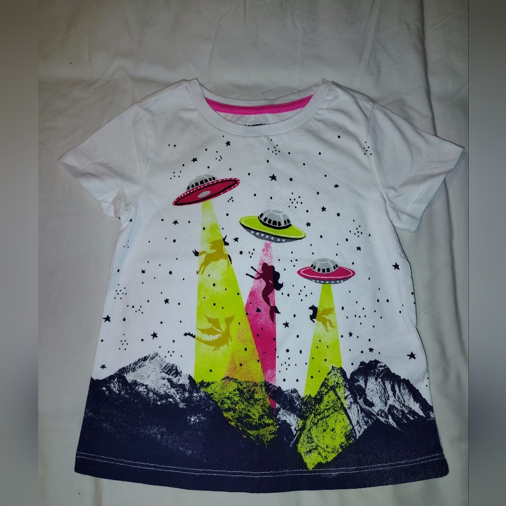Spotted Zebra , Flying Saucer, Graffiti Tee , Size 3T,NWOT